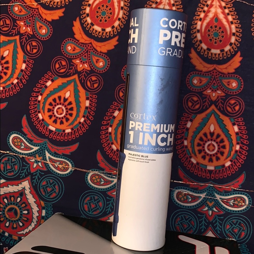 NEW Cortex Internat. 1-in. Premium curler